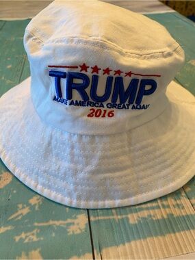 TRUMP 2016 Embroidered White Bucket Hat